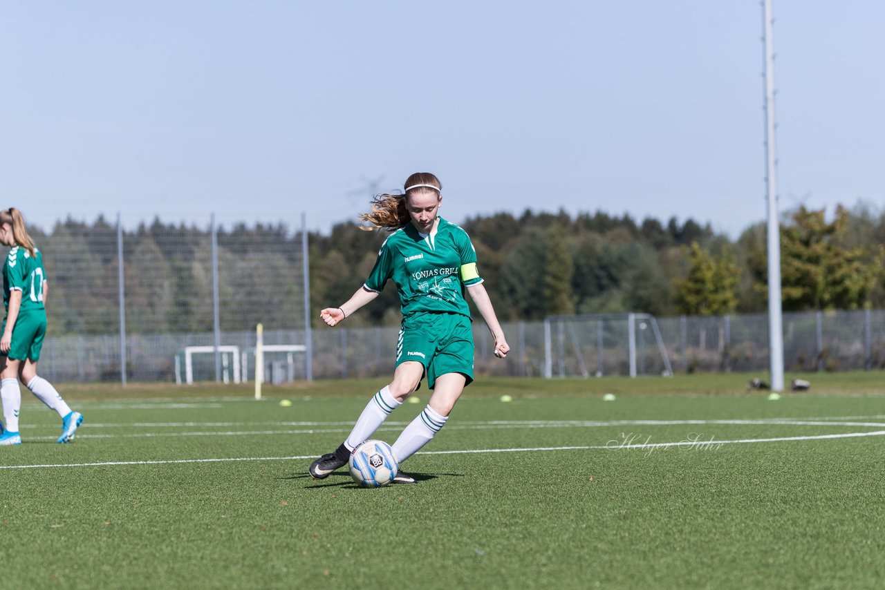 Bild 105 - wBJ FSG Kaltenkirchen - MSG Siebenbaeumen-Krummesse : Ergebnis: 2:5